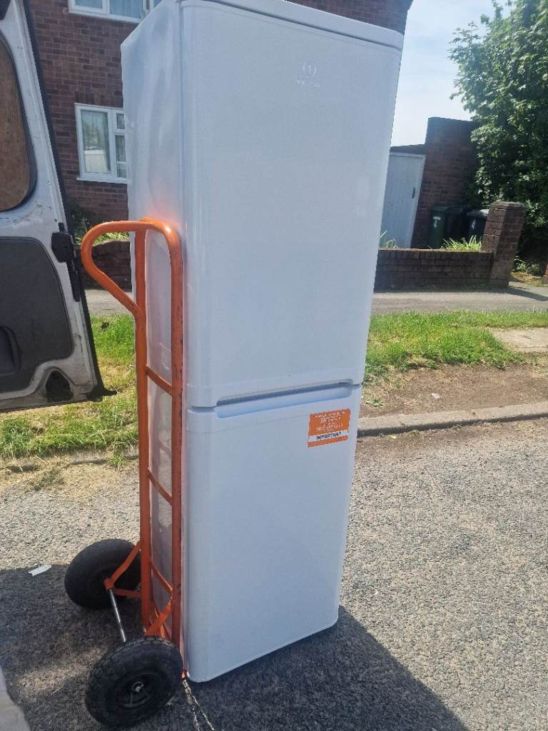 Fridge freezer + FREE DELIVERY 