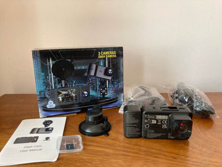 NEW 3 Camera WiFi Dash Cam Set with Accessories & 32GB Card 