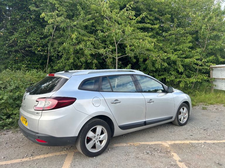 RENAULT MEGANE 1.5 DCI DYNAMIQUE TOM TOM 10 REG ESTATE SERVICE HISTORY MOT MAY 2027 TAX £35