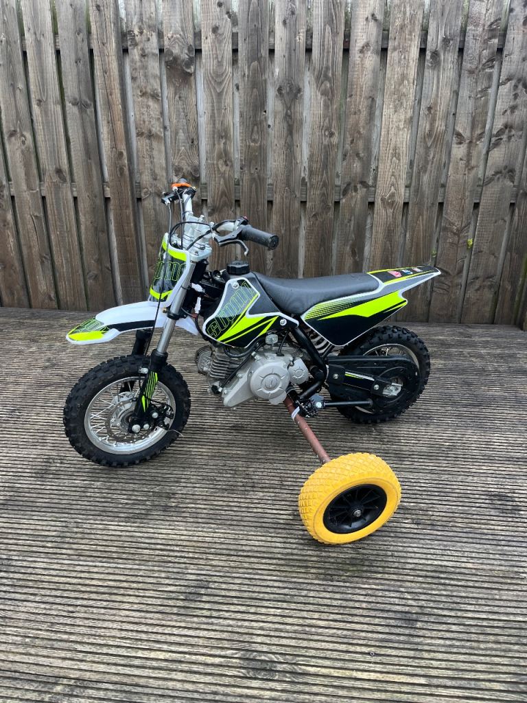 STOMP MINI PIT 65cc PIT BIKE 
