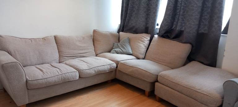 En-suite Double Room For Let in Shared Flat - Luton Central Location