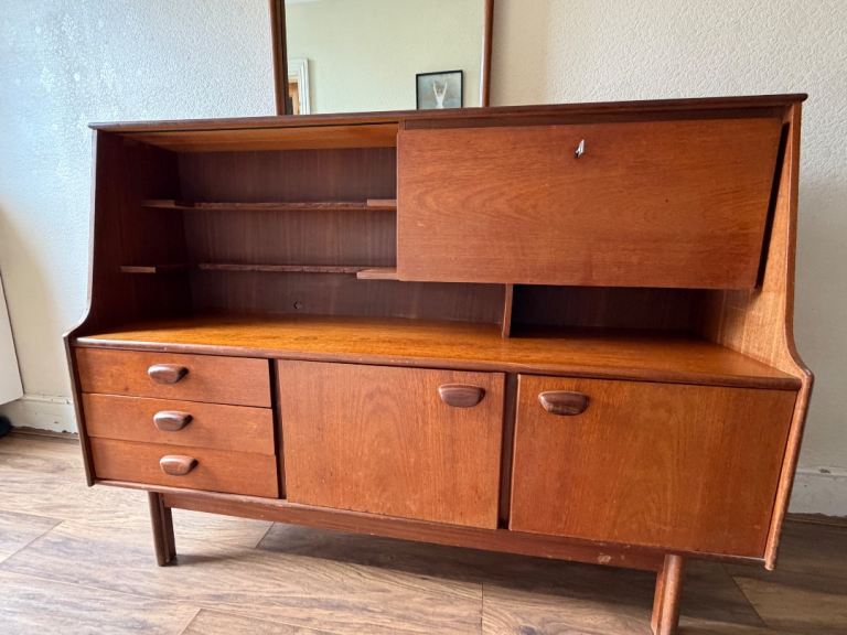Mid century sideboard 