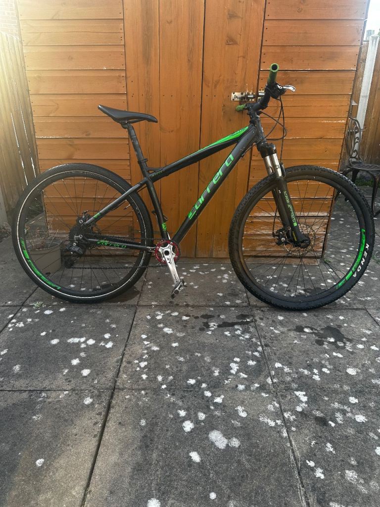 Carrera Hellcat Limited Edition Mountain Bike – 18” Medium Frame, 29” Wheels