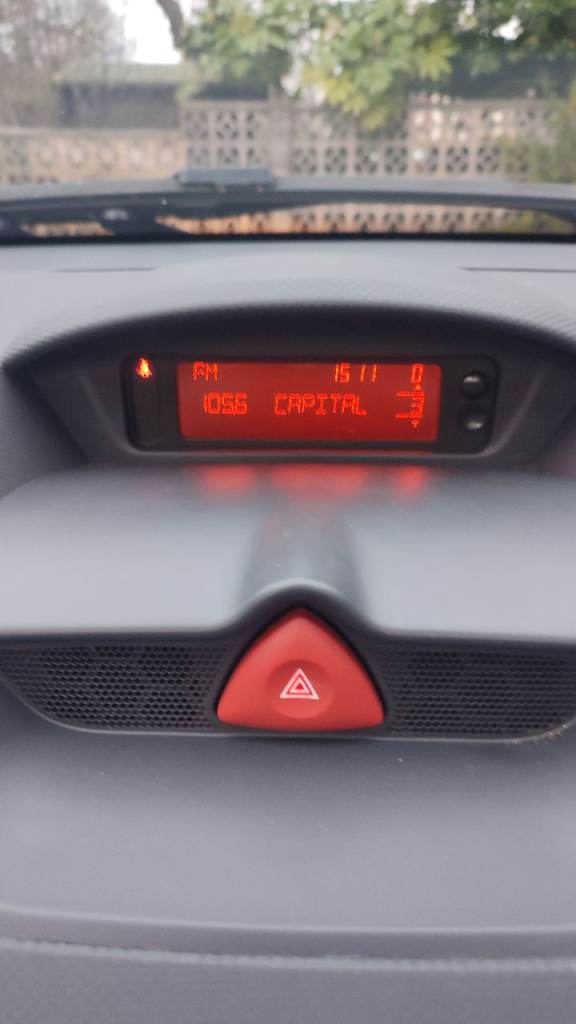 Renault, WIND, Convertible, 2011, Manual, 1149 (cc), 2 doors