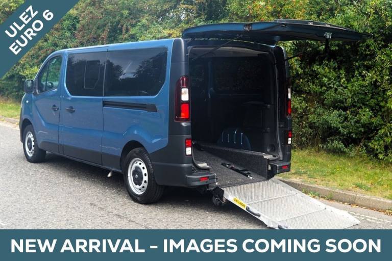 2018 Vauxhall Vivaro L2 LWB 5 Seat Twin Wheelchair Accessible Disabled Access Vehicle WAV MPV Die...