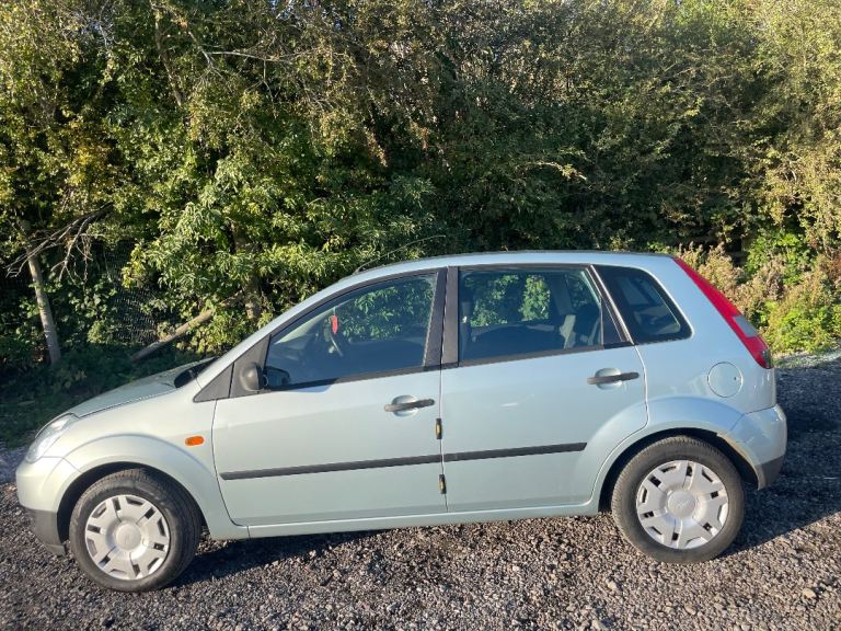FORD FIESTA 1.4 TDCI 04 REG 44554 MILES 12 MONTHS MOT TAX £35 YEAR LOW INSURANCE 48+MPG