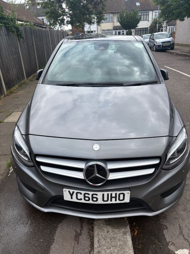 EXCELANT Mercedes-Benz, B CLASS, MPV, 2016, Semi-Auto, 1461 (cc), 5 doors pco ready.....low miles