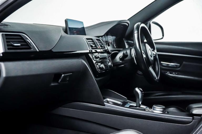 2017 BMW M3 M3 4dr DCT [Competition Pack] SALOON PETROL Automatic