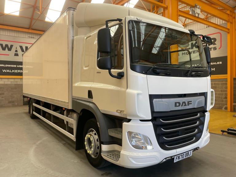 DAF CF 260 *EURO 6* 4X2 18 TONNE BOX - 2020 - FN70 BBJ