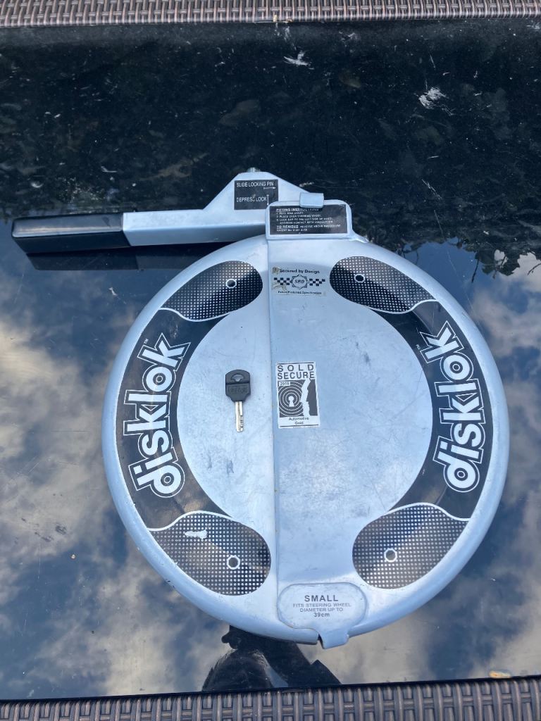Disklok  Steering Wheel Lock - Small 