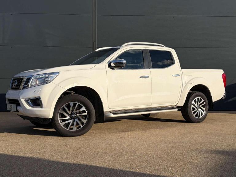 NISSAN NAVARA 2.3 dCi Tekna 4WD Euro 6 (s/s) 4dr 2018