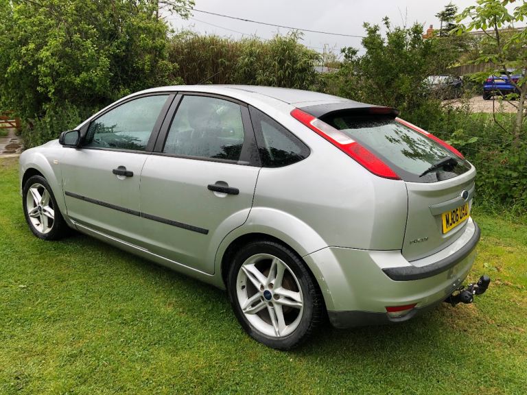 Ford, FOCUS, Hatchback, 2006, Manual, 1596 (cc), 5 doors