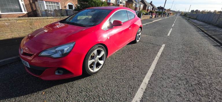 image for Vauxhall, ASTRA GTC, Hatchback, 2014, Manual, 1956 (cc), 3 doors