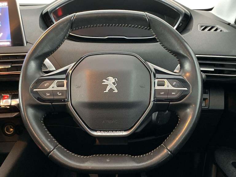 2020 Peugeot 5008 1.2 PureTech Active 5dr Crossover/SUV PETROL Manual