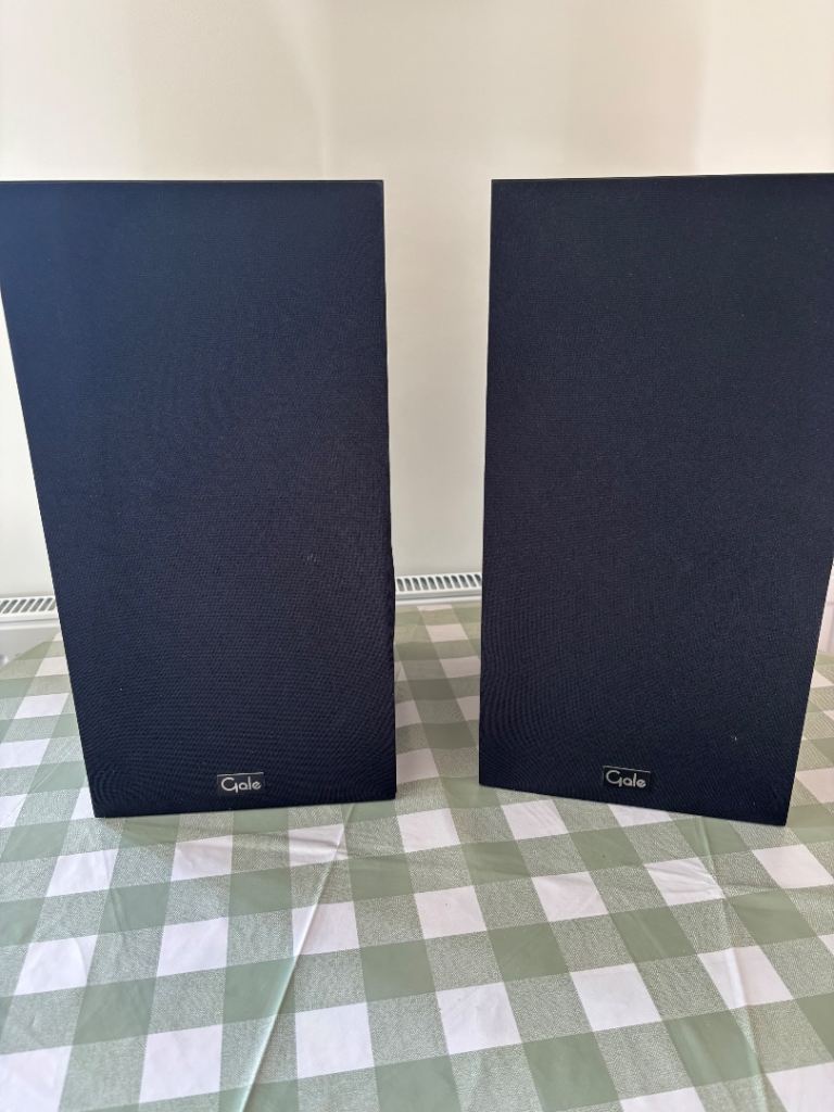 Pair of Gale GS220 speakers in excellent working order
