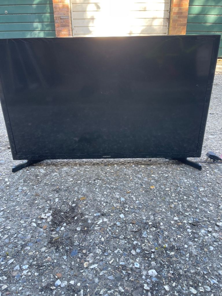 32” Samsung Tv 