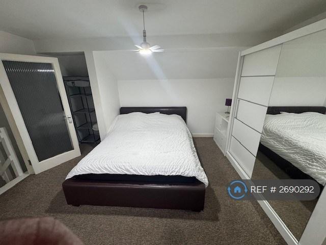 1 bedroom in Church Street, London, N9 (#2690292)