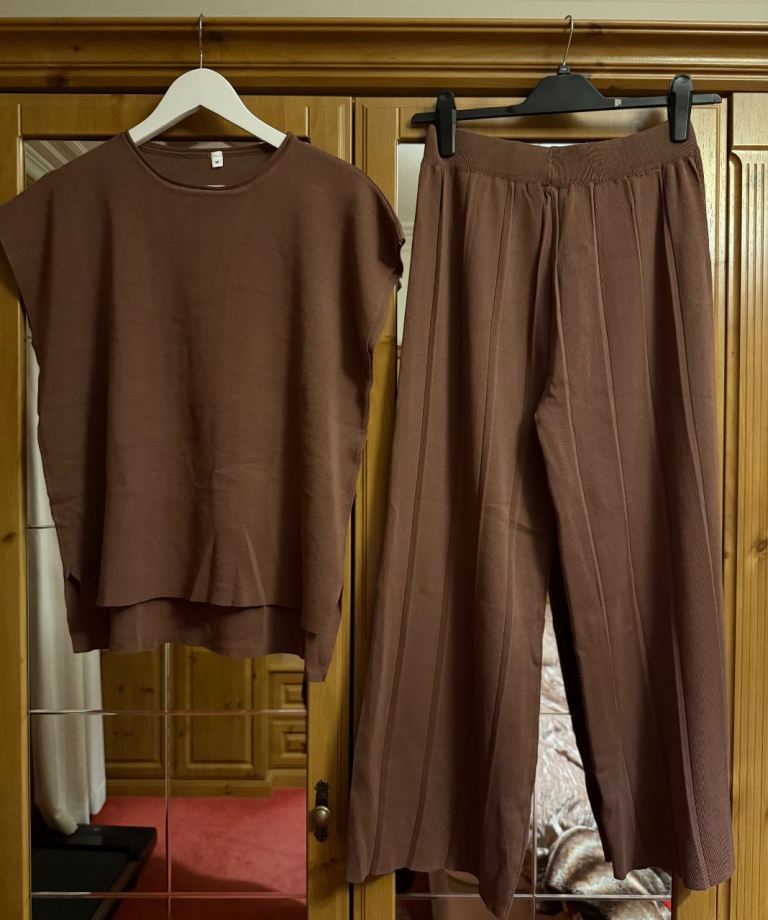 Brown trouser and top co-ord 10–12
