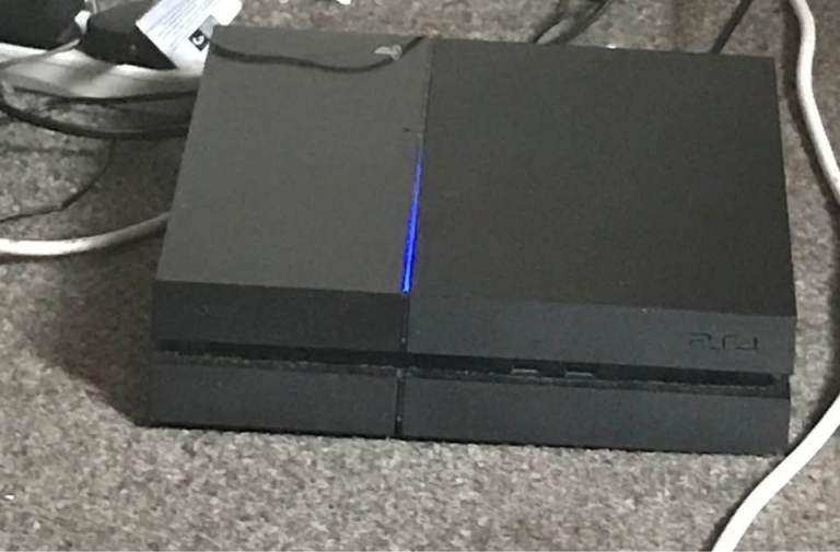PlayStation 4 500GB Console - Fully Working - Good Condition £30 No Offers No Swaps - Cash Only