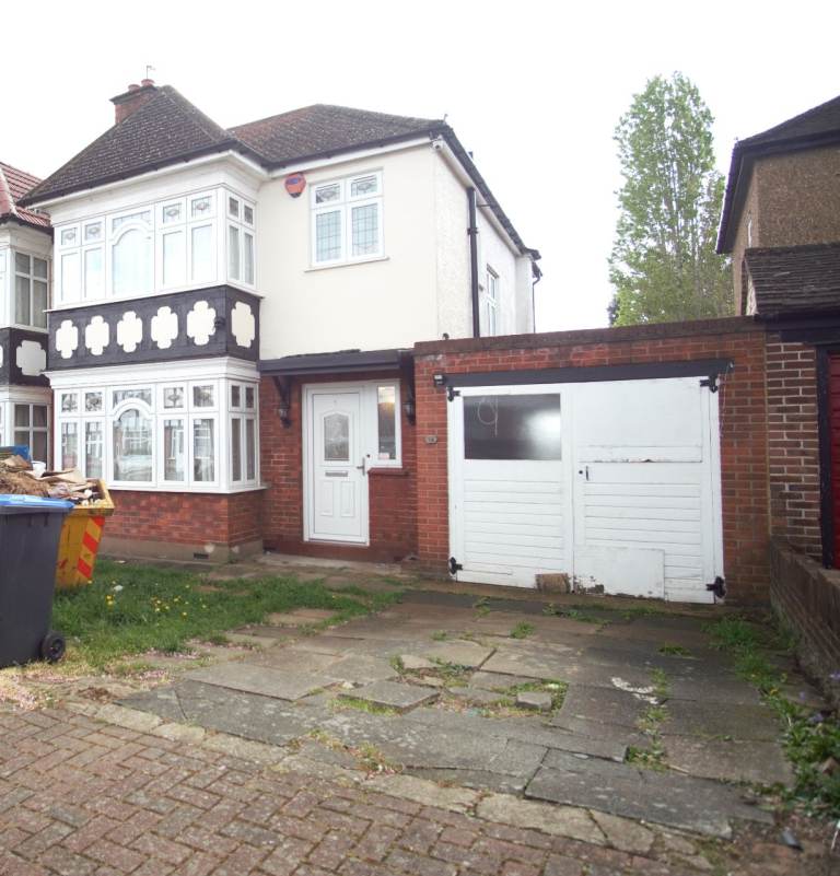 Impressive Newly Refurbished 3-bedroom semi-detached house available to rent in Wembley, HA9