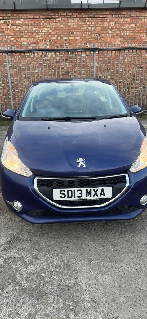 Peugeot, 208, Hatchback, 2013, Manual, 1199 (cc), 5 doors