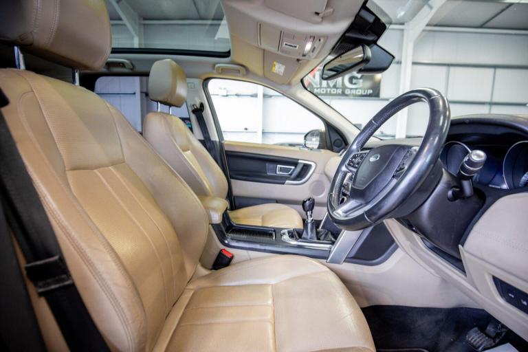 2016 Land Rover Discovery Sport 2.0 TD4 HSE 5dr [5 Seat] ESTATE DIESEL Manual