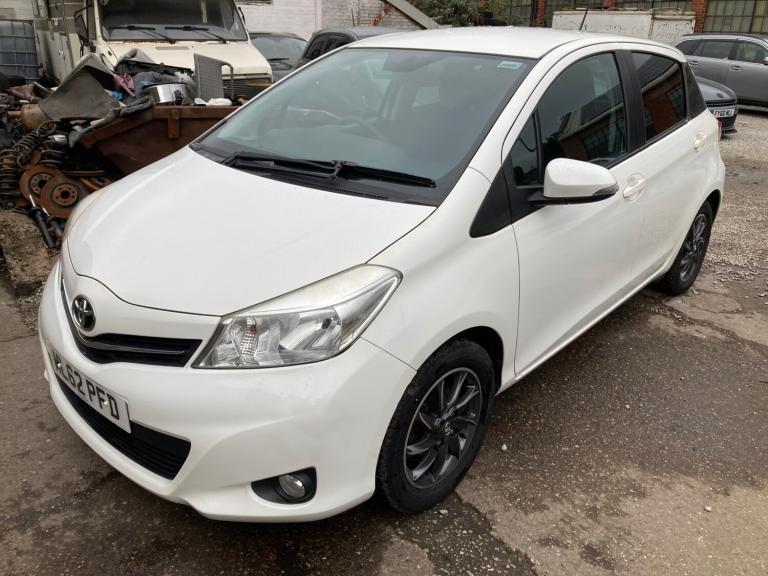 2012 Toyota Yaris 1.0 VVT-i Edition 5dr HATCHBACK Petrol Manual