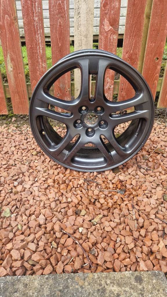 Subaru impreza wrx alloy needs repaired