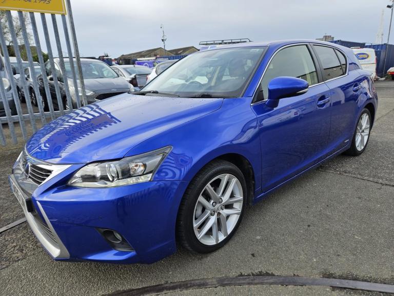 LEXUS CT 1.8 200h Advance 2015