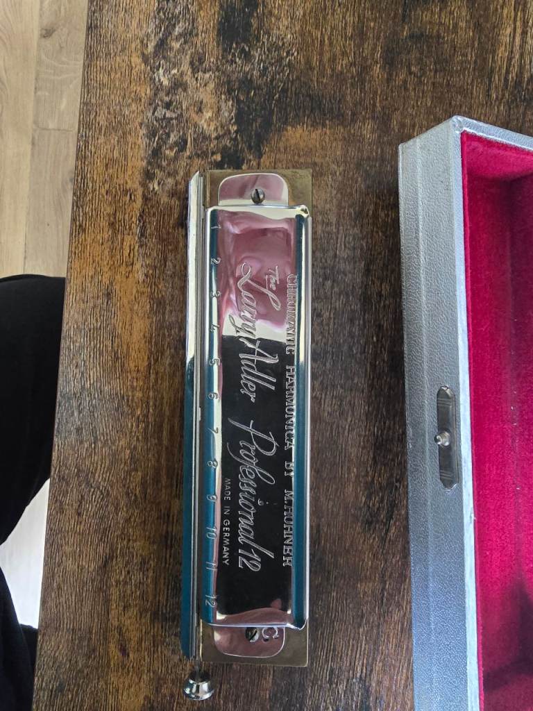larry adler harmonica