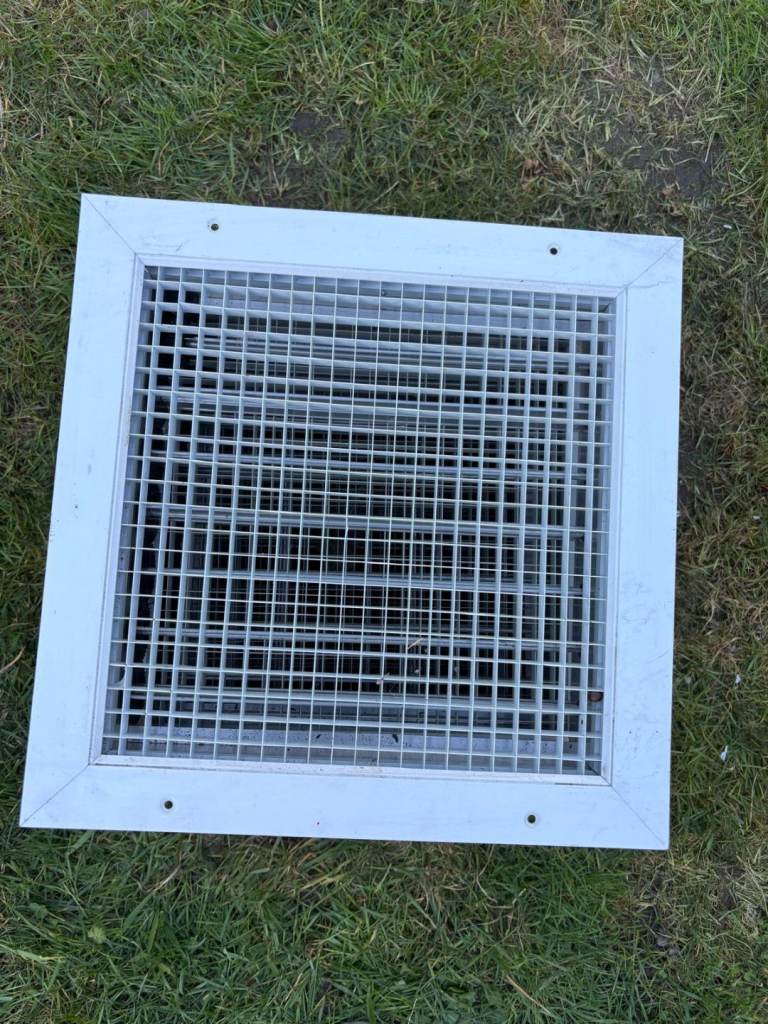 4 X aluminium air vents