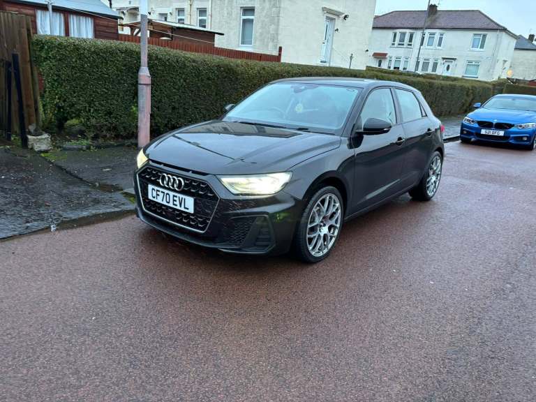 Audi A1 Technik 25 tfsi 5 door hatchback 2021 in black / 40000 Miles / Great condition