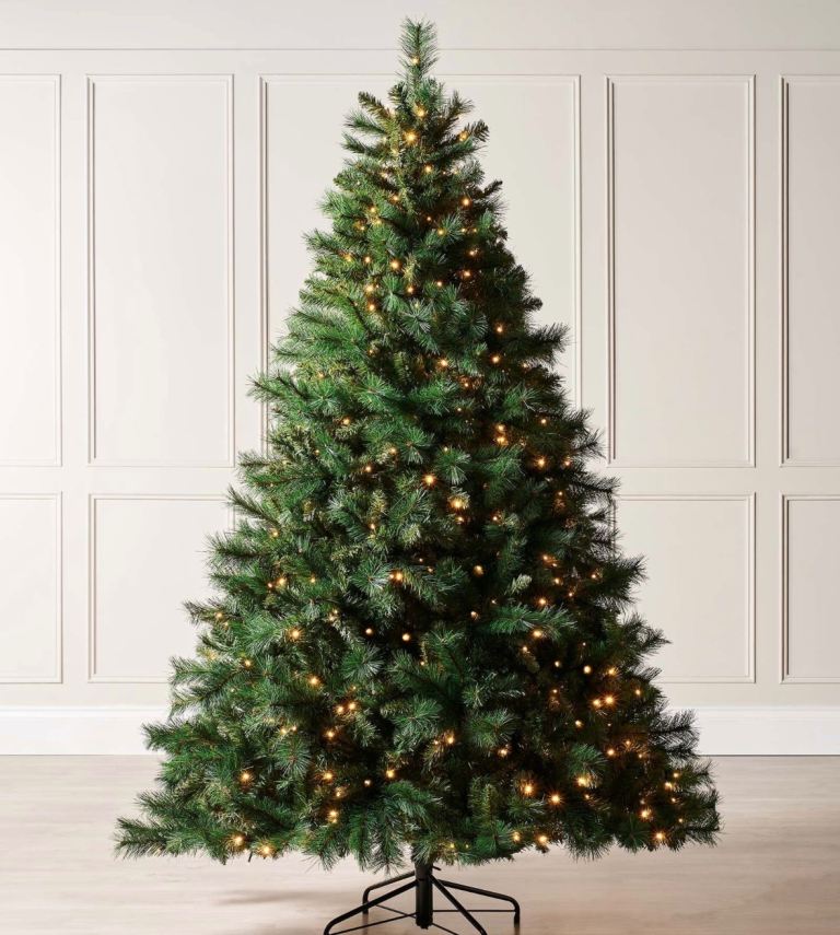 WeRChristmas 5ft 300 pre-lit tree brand new boxed