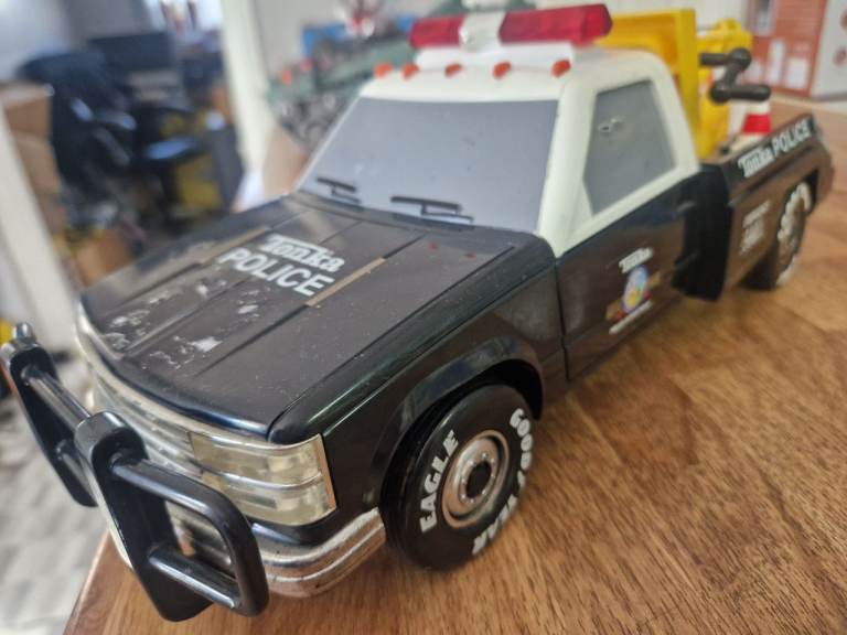 Tonka Police Tow Truck Toy