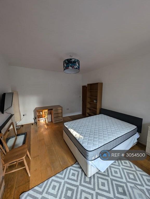 1 bedroom in Caversham Road, London, NW5 (#3054500)
