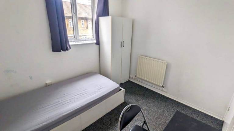 ❤️🏘️single Room | Bow E3 2SH | Near Bow Road Station | All Bills Included | 1 Room Available❤️🏘️
