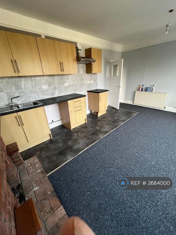 2 bedroom flat in Upper Park Road, St. Leonards-On-Sea, TN37 (2 bed) (#2684000)