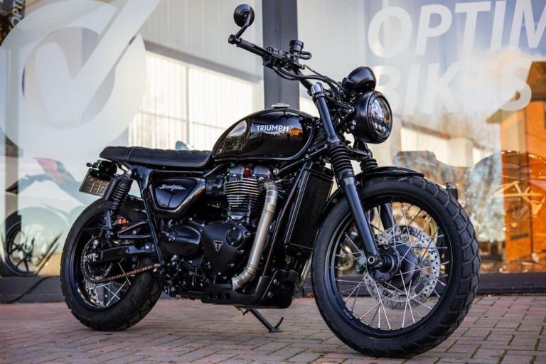 Triumph Scrambler 900 LOW MILE ! EXTRAS ! STUNNING