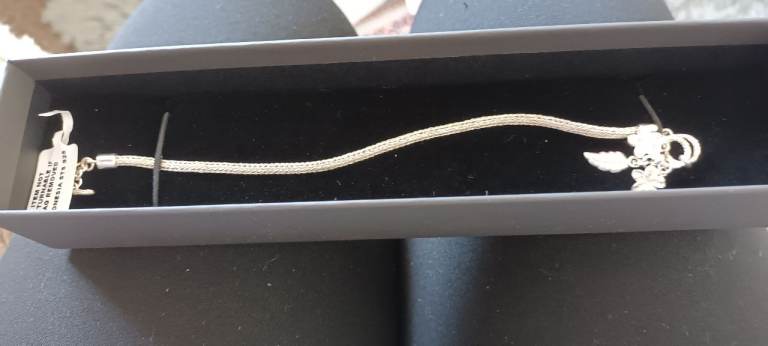 Sterling Silver Chain Bracelet with Charm – New, Boxed
