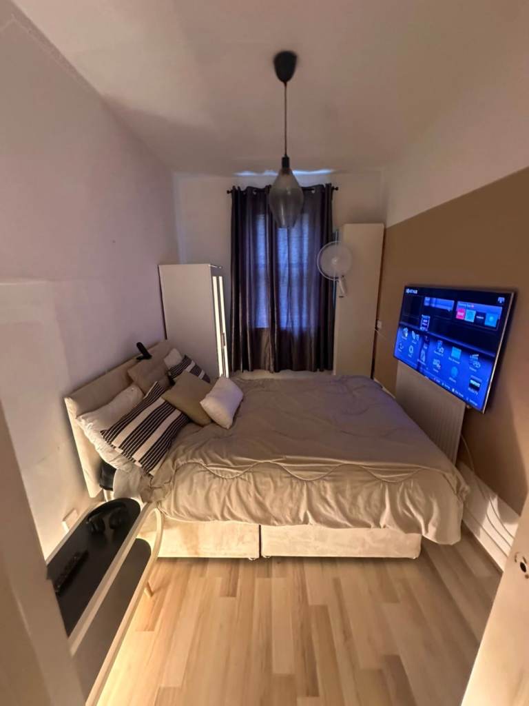 Double rooms to let in cardonald 