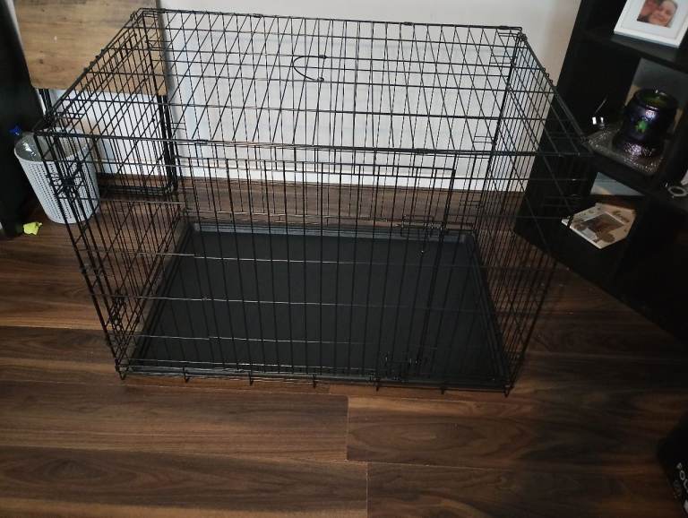 Dog crate 