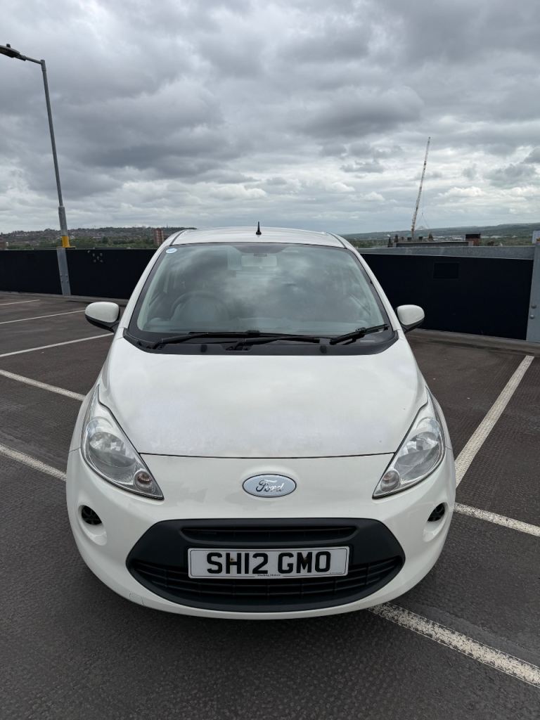 Ford, KA, Hatchback, 2012, Manual, 1242 (cc), 3 doors