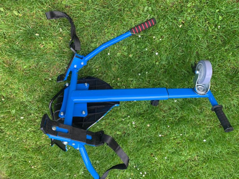 Mega motion hoverboard