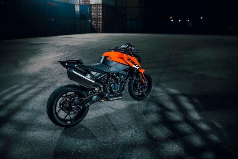 KTM 790 Duke L 2026 model.