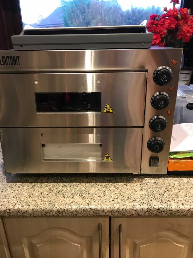Double Pizza Oven unused