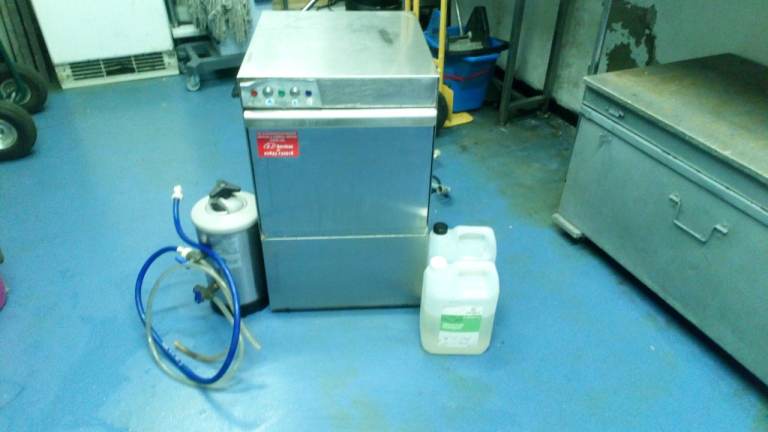 Classeq Eco 2 P Glass Washer (with pump) plus extras - COLLECTION ONLY from RG1