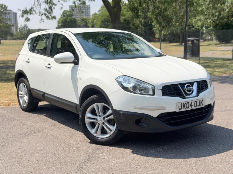 Nissan Qashqai 1.6 Acenta CVT 2WD Euro 5 5dr Petrol Automatic