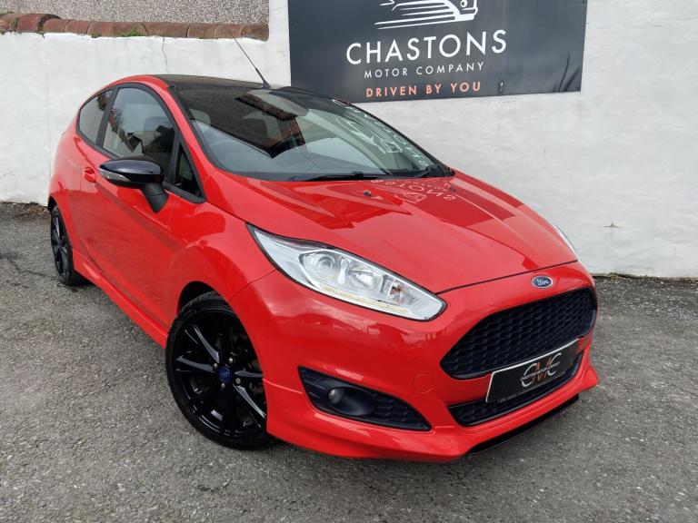 FORD FIESTA 1.0 T EcoBoost Zetec S Red Edition Red Manual Petrol 2015