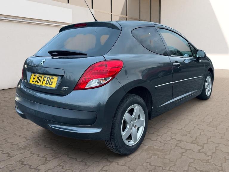 2012 Peugeot 207 1.4 VTi Sportium Euro 5 3dr HATCHBACK Petrol Manual