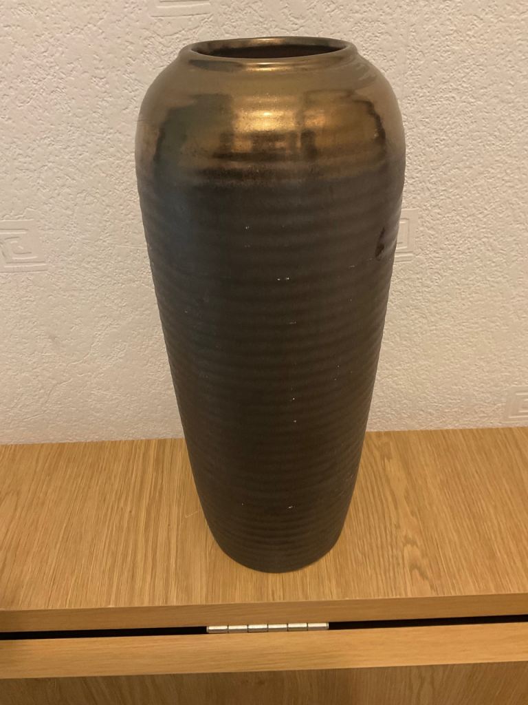Bronze colour tall vase, 12” height, no damage 